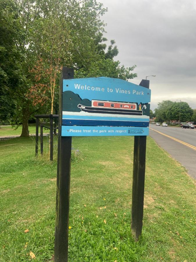 Enjoy Your Stay At Chorley Road Droitwich Esterno foto