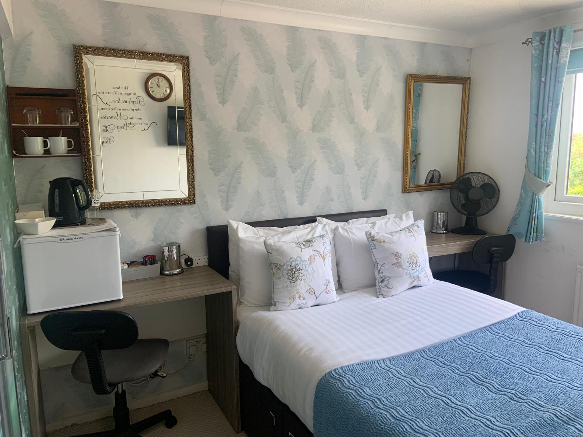Enjoy Your Stay At Chorley Road Droitwich Esterno foto